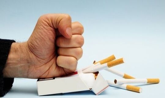 Quitting smoking will prevent finger joint pain